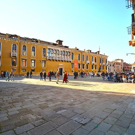 Ve.N.I.Ce Cera Casa Santo Stefano Apartment Venesia Bagian luar foto