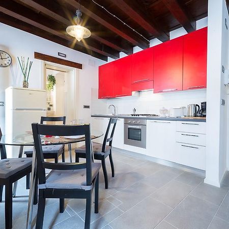 Ve.N.I.Ce Cera Casa Santo Stefano Apartment Venesia Bagian luar foto