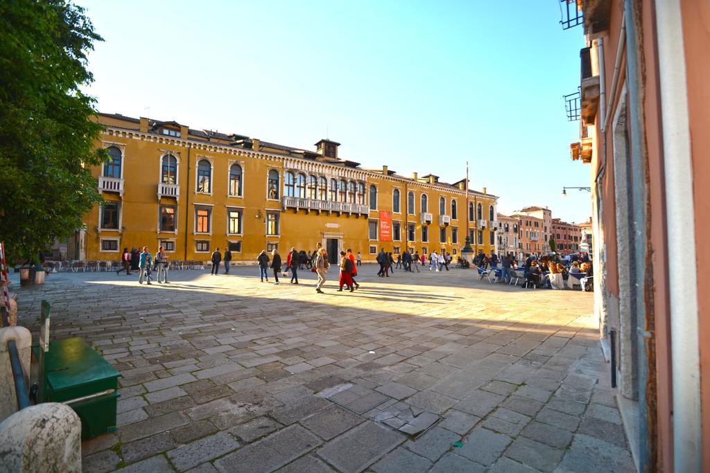 Ve.N.I.Ce Cera Casa Santo Stefano Apartment Venesia Bagian luar foto