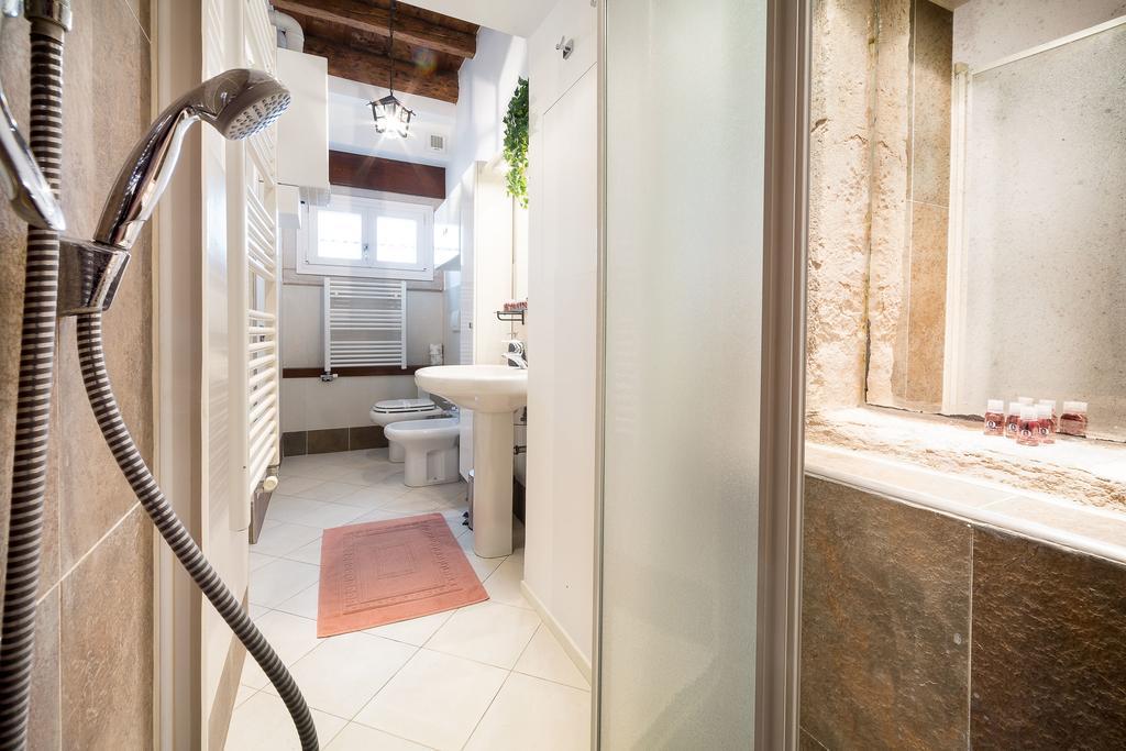 Ve.N.I.Ce Cera Casa Santo Stefano Apartment Venesia Bagian luar foto
