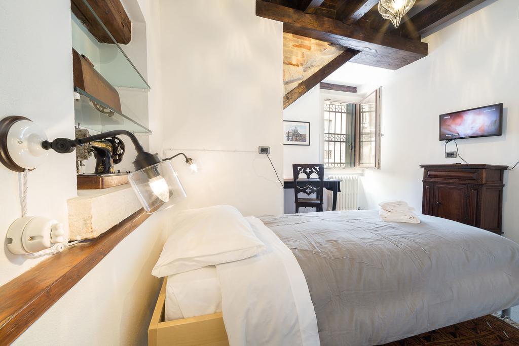 Ve.N.I.Ce Cera Casa Santo Stefano Apartment Venesia Bagian luar foto